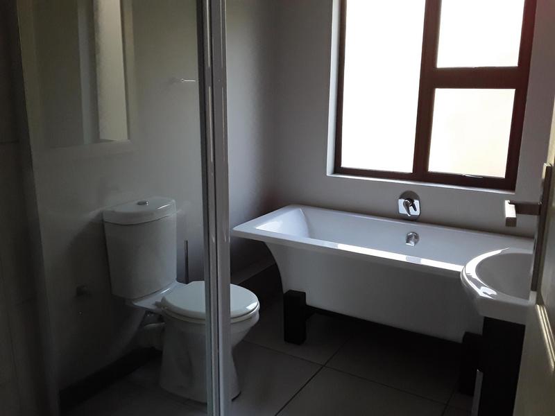 To Let 2 Bedroom Property for Rent in Rooihuiskraal North Gauteng