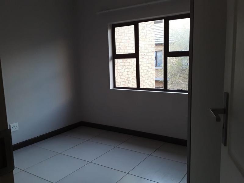 To Let 2 Bedroom Property for Rent in Rooihuiskraal North Gauteng