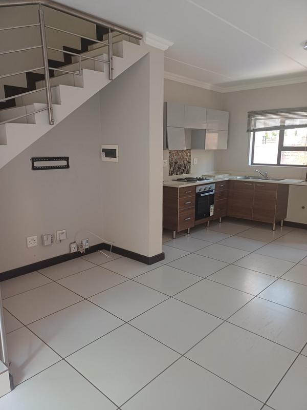 To Let 2 Bedroom Property for Rent in Rooihuiskraal North Gauteng