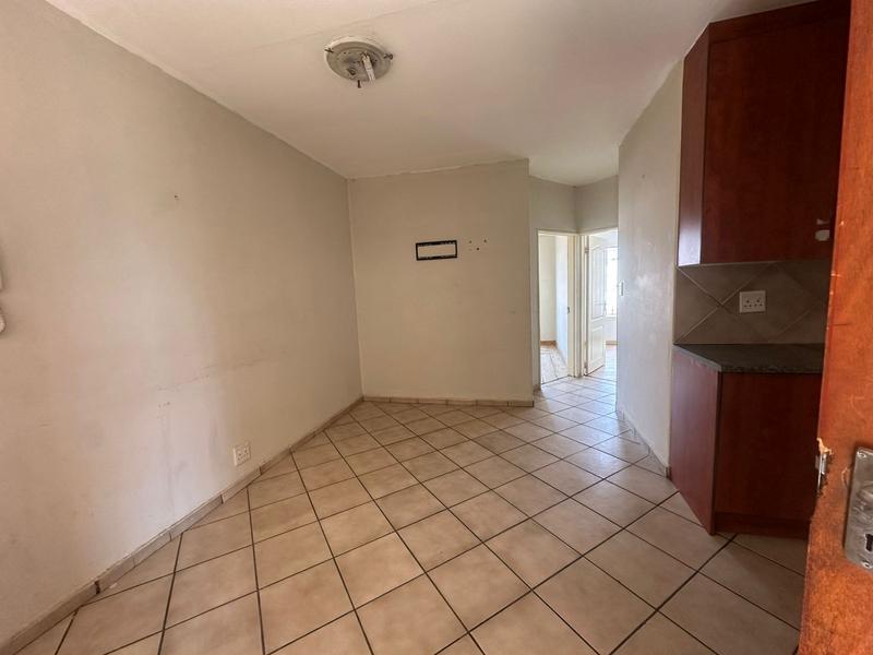 To Let 2 Bedroom Property for Rent in Homelake Gauteng