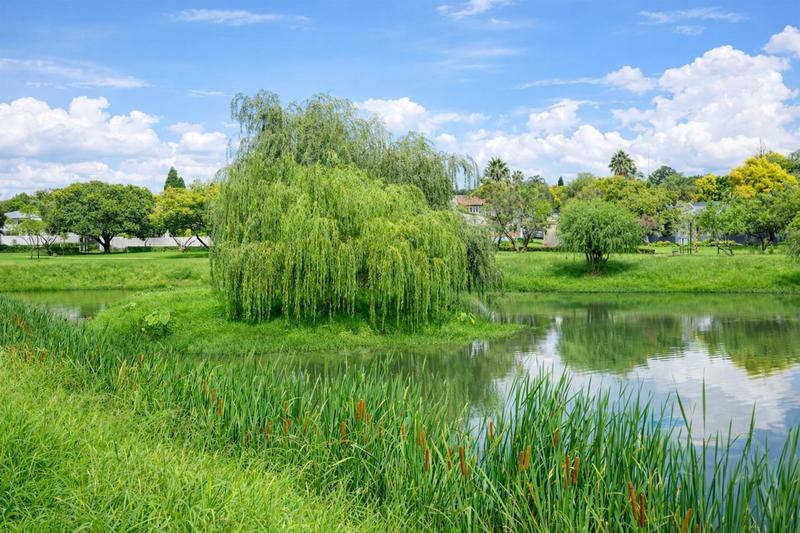 3 Bedroom Property for Sale in Fourways Gardens Gauteng