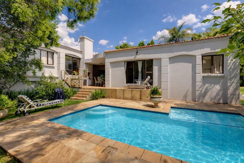 3 Bedroom Property for Sale in Fourways Gardens Gauteng