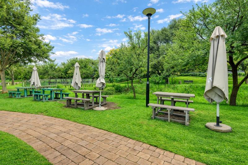 3 Bedroom Property for Sale in Fourways Gardens Gauteng