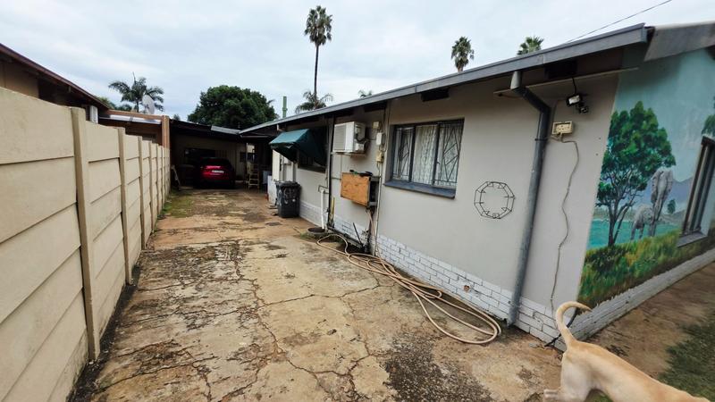 5 Bedroom Property for Sale in Pretoria Gardens Gauteng