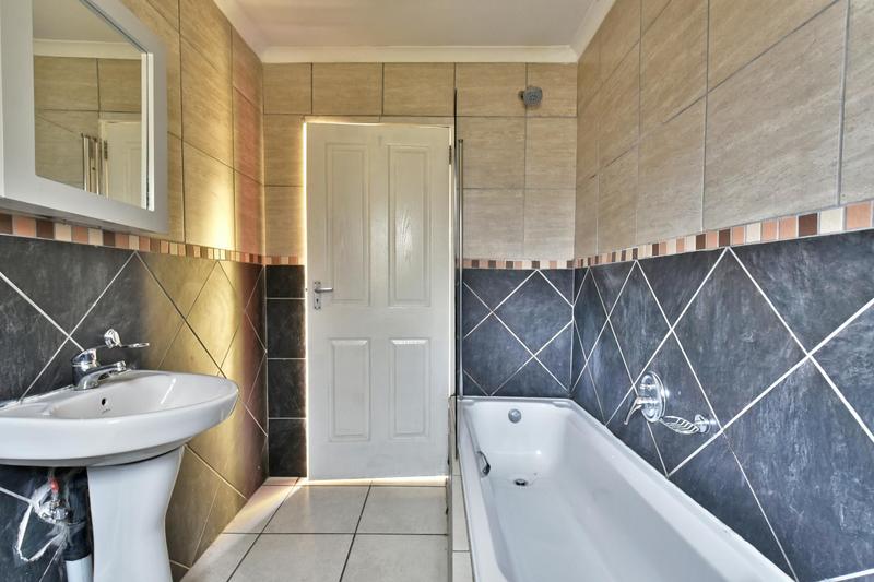 7 Bedroom Property for Sale in Liefde en Vrede Gauteng