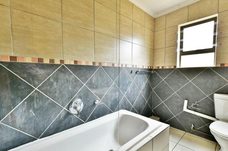 7 Bedroom Property for Sale in Liefde en Vrede Gauteng