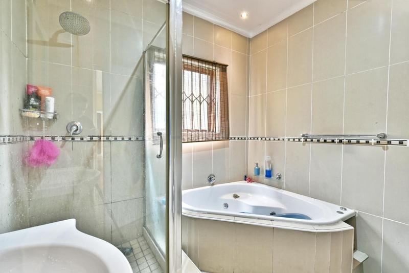 7 Bedroom Property for Sale in Liefde en Vrede Gauteng