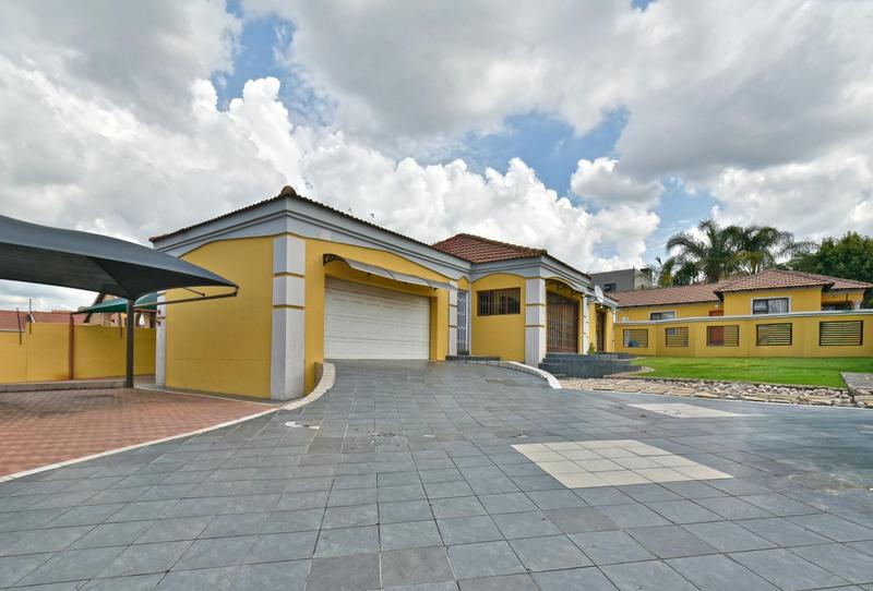 7 Bedroom Property for Sale in Liefde en Vrede Gauteng