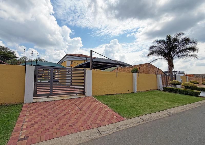 7 Bedroom Property for Sale in Liefde en Vrede Gauteng