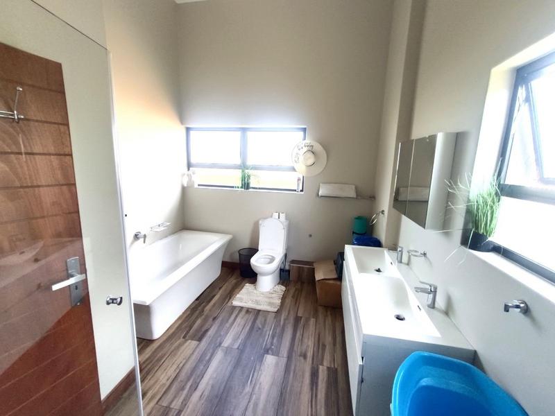 3 Bedroom Property for Sale in Midstream Meadows Gauteng