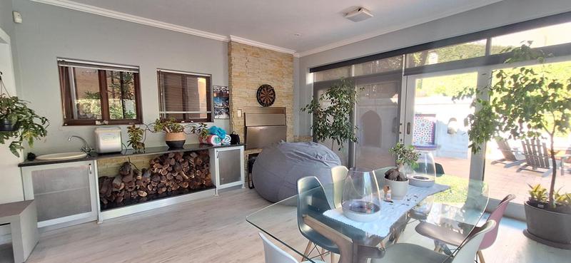 To Let 5 Bedroom Property for Rent in Waterkloof A H Gauteng