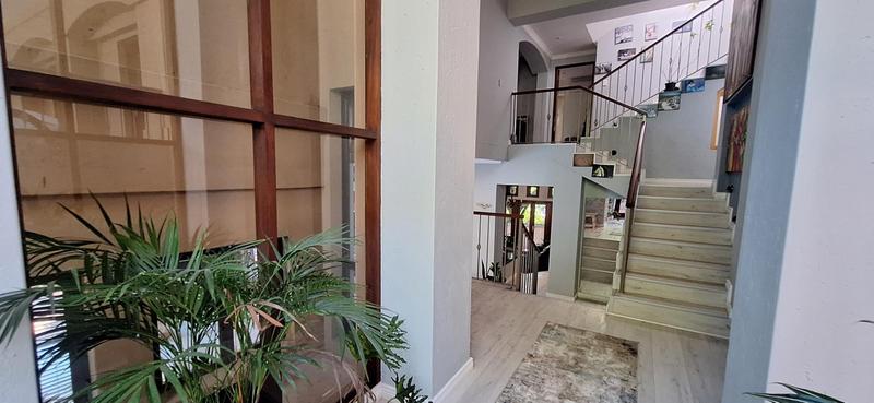 To Let 5 Bedroom Property for Rent in Waterkloof A H Gauteng