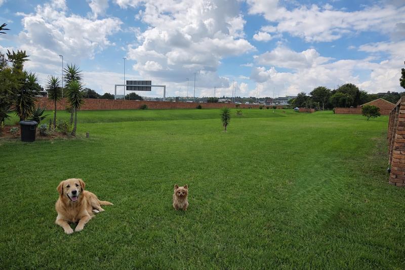 2 Bedroom Property for Sale in Elardus Park Gauteng