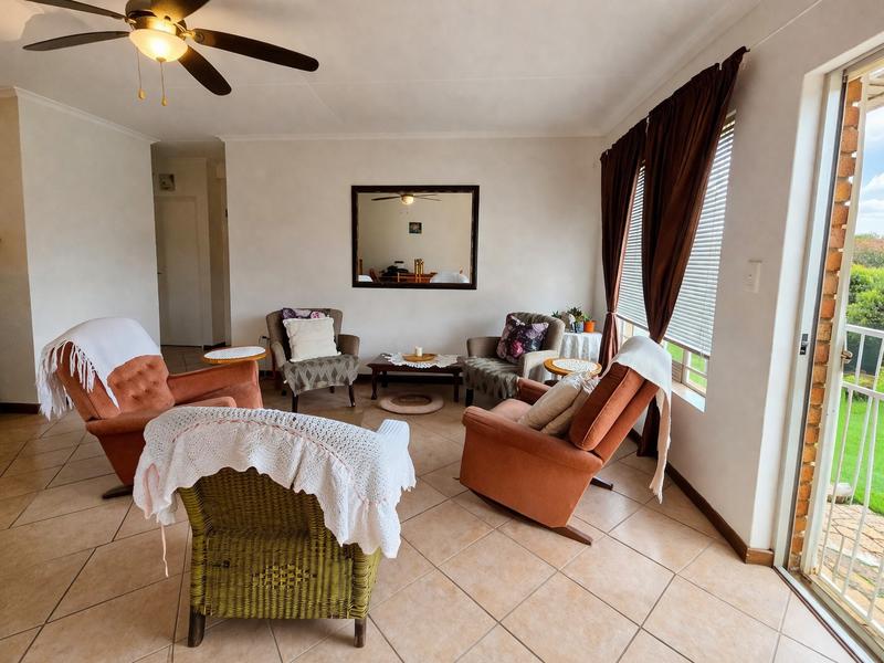 2 Bedroom Property for Sale in Elardus Park Gauteng