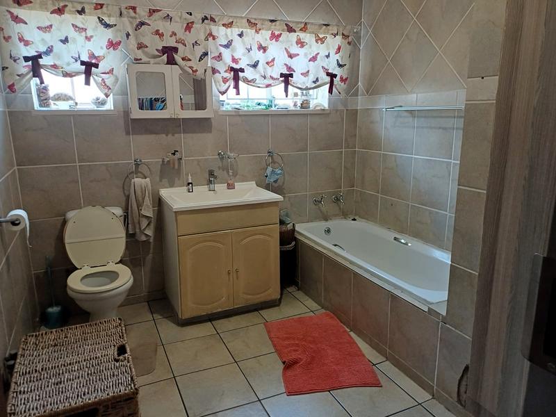 3 Bedroom Property for Sale in Comet Gauteng