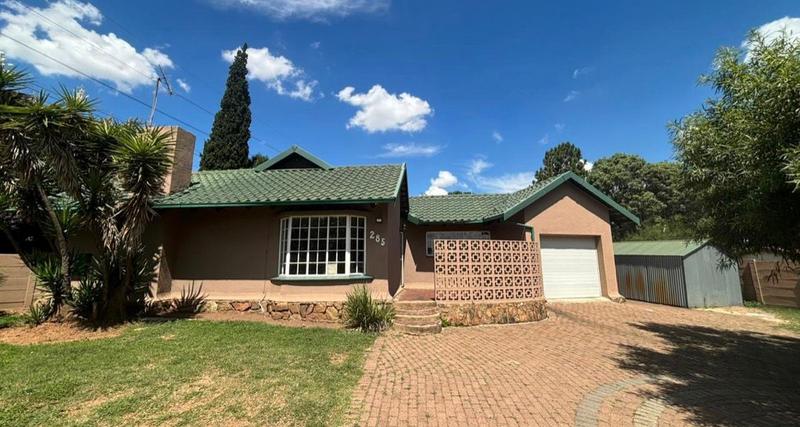3 Bedroom Property for Sale in Mondeor Gauteng