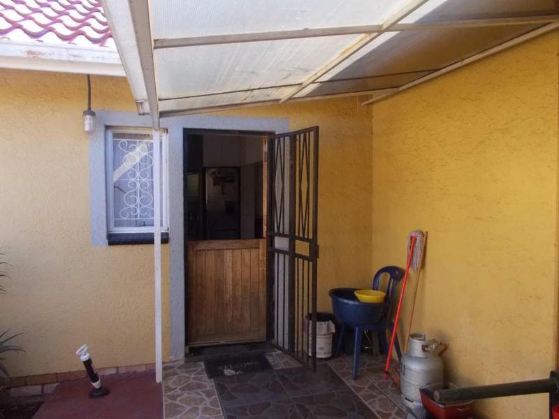 3 Bedroom Property for Sale in Rondebult Gauteng
