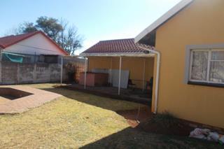 3 Bedroom Property for Sale in Rondebult Gauteng