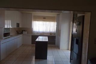 3 Bedroom Property for Sale in Rondebult Gauteng