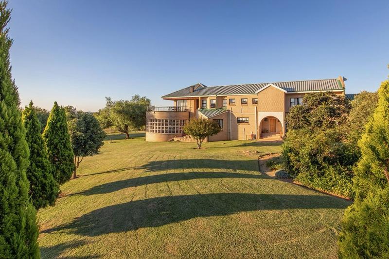 4 Bedroom Property for Sale in Ruimsig Gauteng