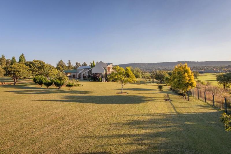 4 Bedroom Property for Sale in Ruimsig Gauteng