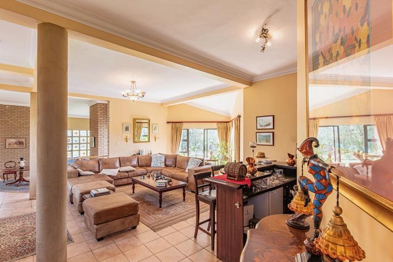 4 Bedroom Property for Sale in Ruimsig Gauteng