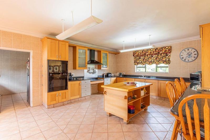 4 Bedroom Property for Sale in Ruimsig Gauteng