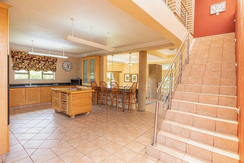 4 Bedroom Property for Sale in Ruimsig Gauteng