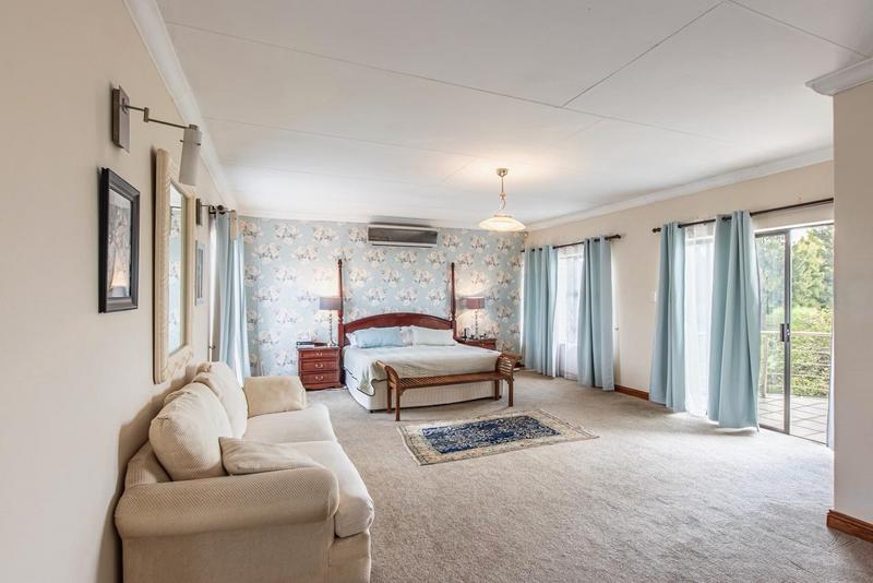 4 Bedroom Property for Sale in Ruimsig Gauteng