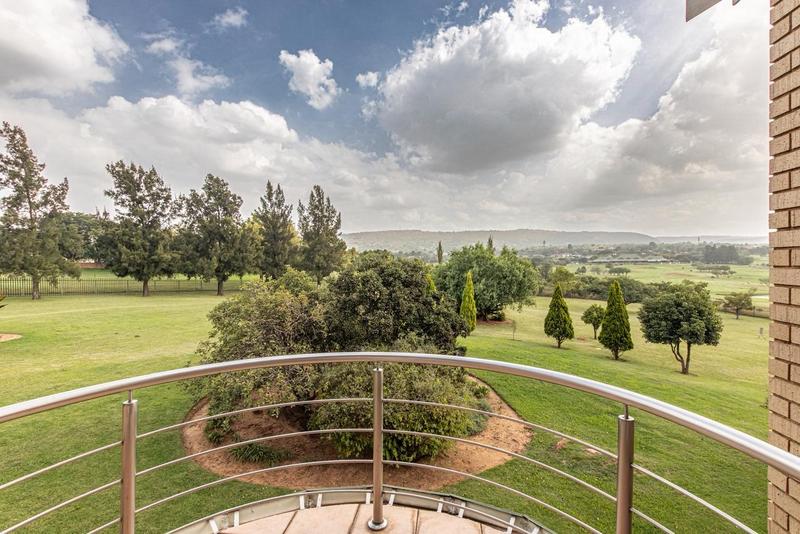 4 Bedroom Property for Sale in Ruimsig Gauteng