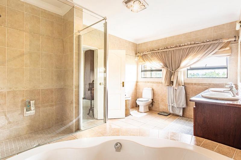 4 Bedroom Property for Sale in Ruimsig Gauteng