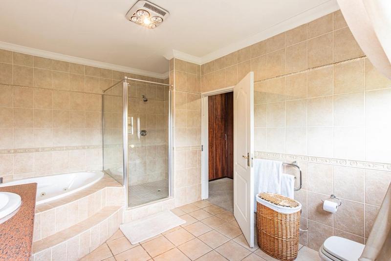 4 Bedroom Property for Sale in Ruimsig Gauteng