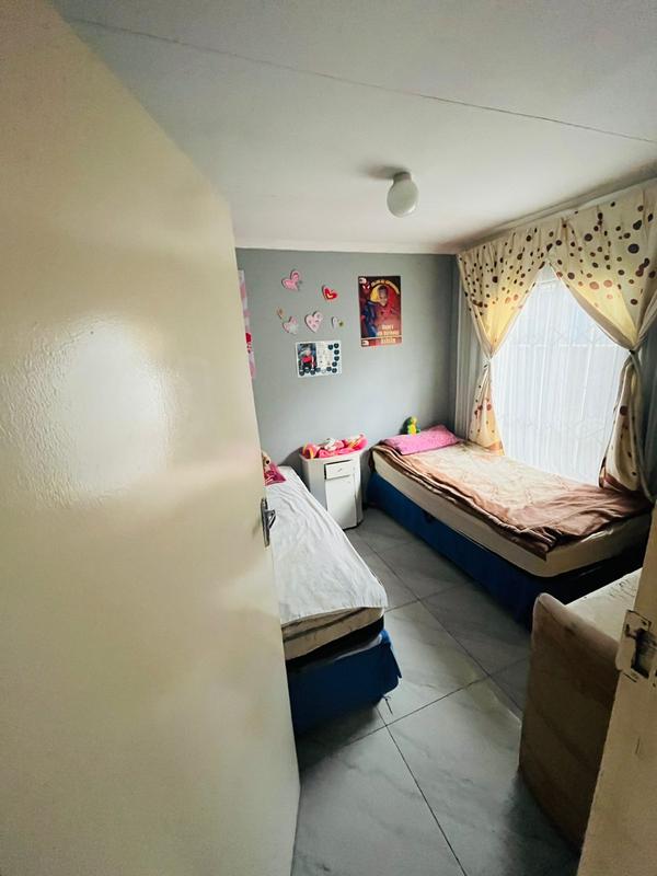 2 Bedroom Property for Sale in Windmill Park Gauteng