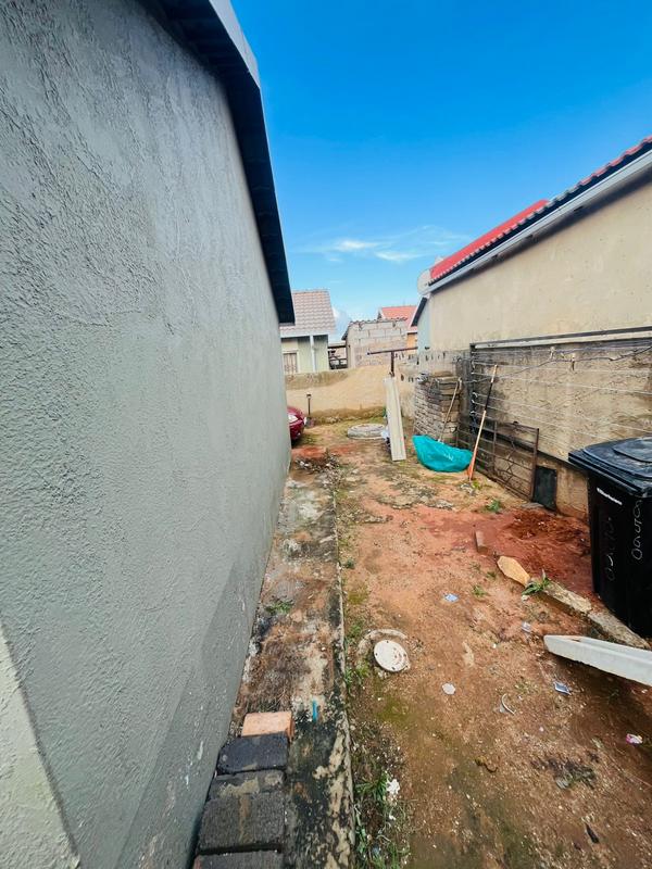 2 Bedroom Property for Sale in Windmill Park Gauteng