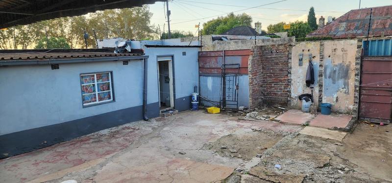 6 Bedroom Property for Sale in Turffontein Gauteng