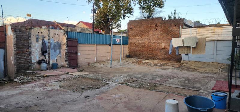 6 Bedroom Property for Sale in Turffontein Gauteng