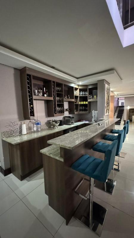 5 Bedroom Property for Sale in Amandasig Gauteng