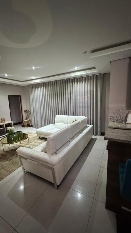 5 Bedroom Property for Sale in Amandasig Gauteng