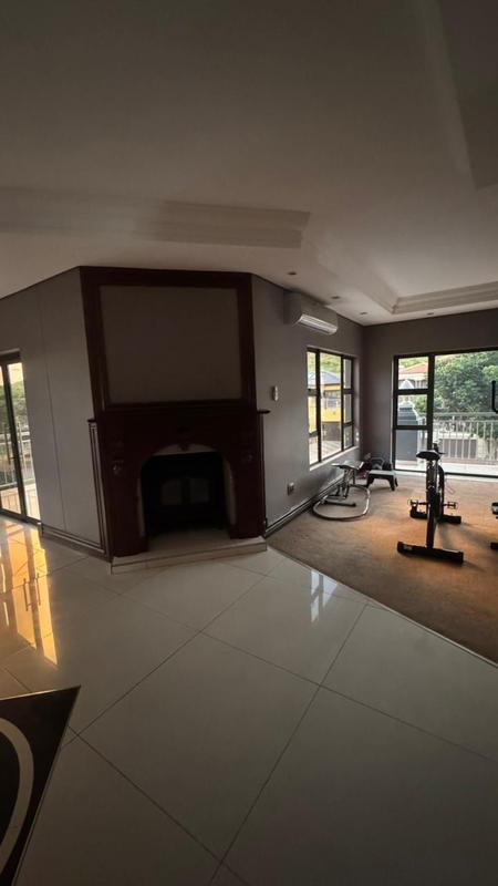 5 Bedroom Property for Sale in Amandasig Gauteng