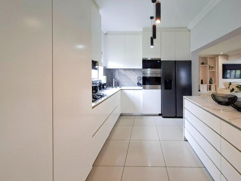 4 Bedroom Property for Sale in Midstream Estate Gauteng