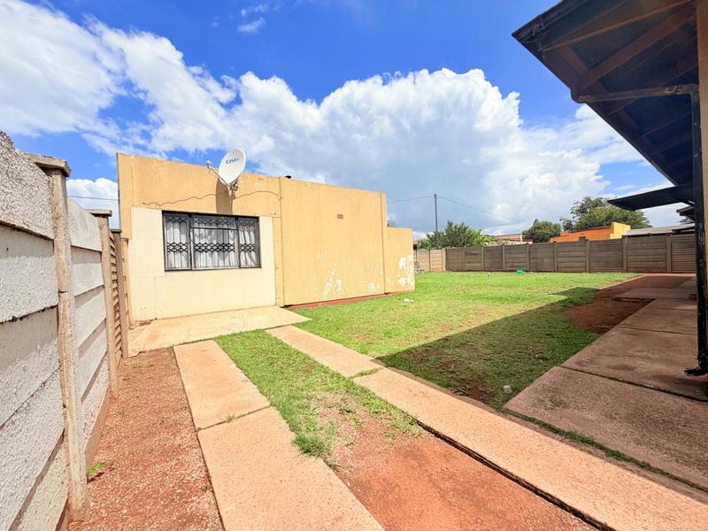 7 Bedroom Property for Sale in Vanderbijlpark CW 4 Gauteng