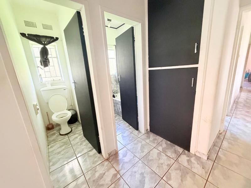 3 Bedroom Property for Sale in Vanderbijlpark CW 5 Gauteng