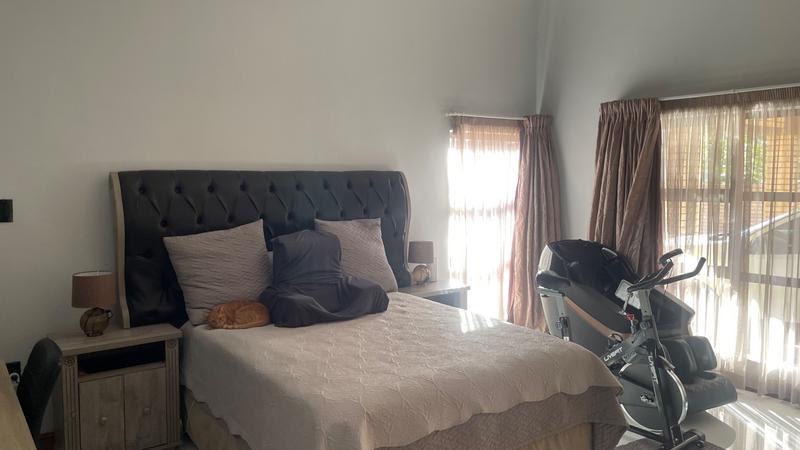 4 Bedroom Property for Sale in Raslouw Gardens Gauteng