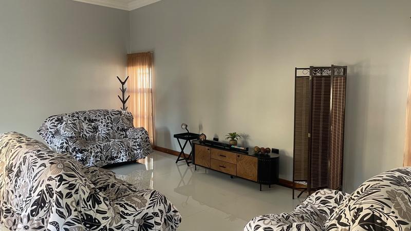 4 Bedroom Property for Sale in Raslouw Gardens Gauteng