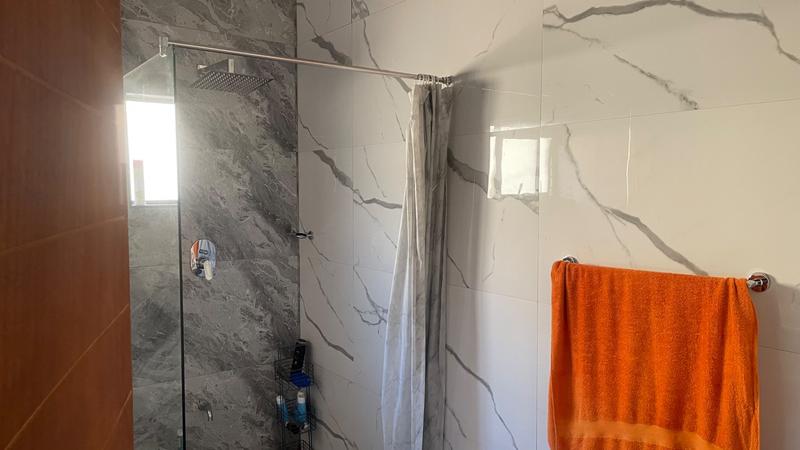 4 Bedroom Property for Sale in Raslouw Gardens Gauteng