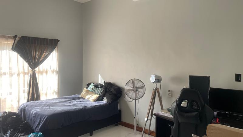 4 Bedroom Property for Sale in Raslouw Gardens Gauteng