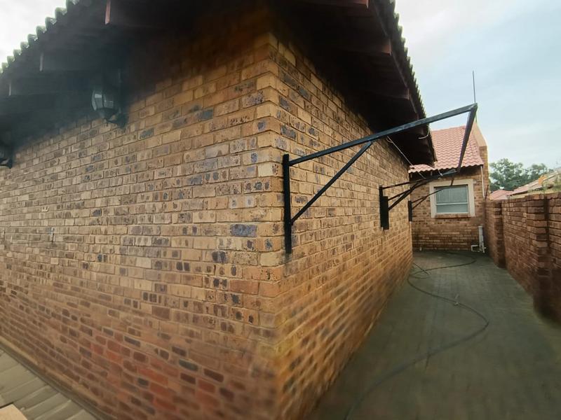 To Let 3 Bedroom Property for Rent in New State Area Gauteng