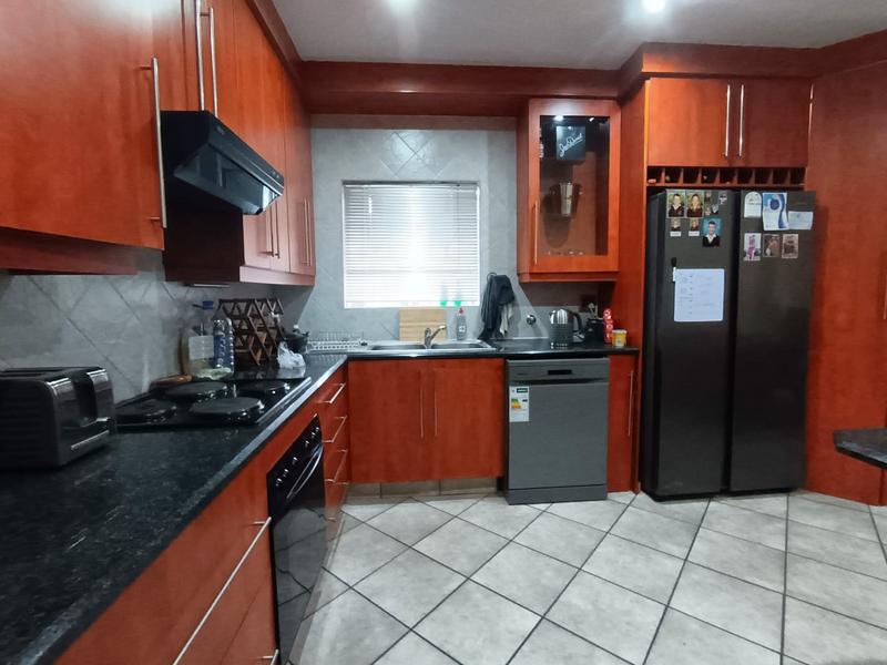 To Let 3 Bedroom Property for Rent in New State Area Gauteng