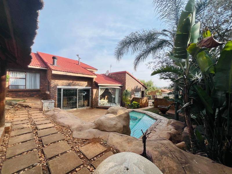 4 Bedroom Property for Sale in Meyersdal Gauteng
