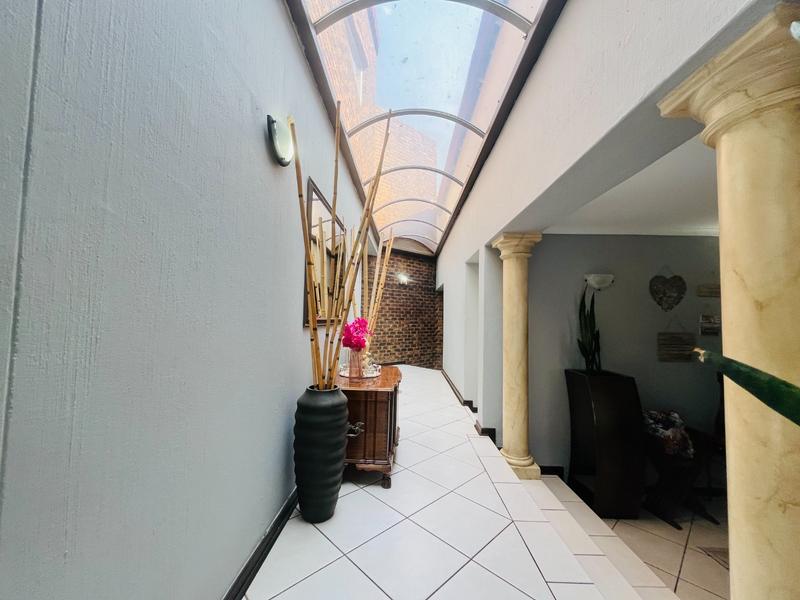 4 Bedroom Property for Sale in Meyersdal Gauteng